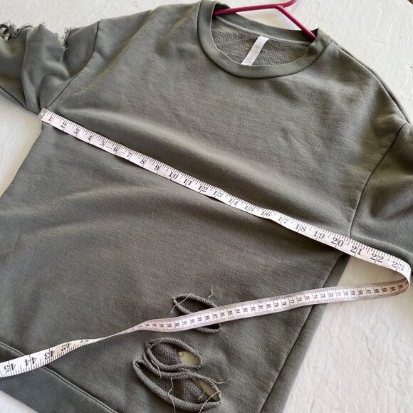 ALO Yoga Warrior Ripped Destroyed Pullover Hoodie Sweatshirt in Green Size S - Picture 5 of 5